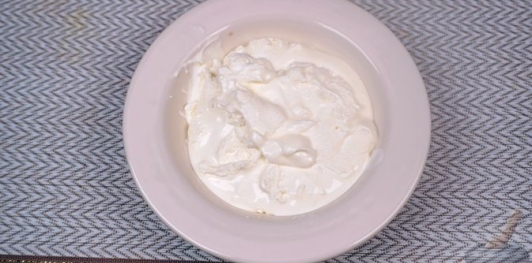 Фото приготовления рецепта: Сыр лабне (молодой) - шаг №7