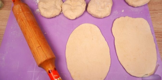 Фото приготовления рецепта: Тахини пиде - шаг №12