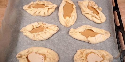 Фото приготовления рецепта: Тахини пиде - шаг №15