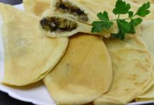 Творожные блины-пирожки с грибной начинкой