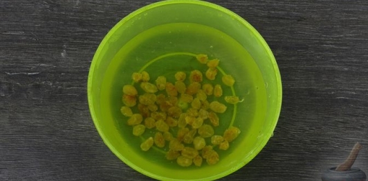 Фото приготовления рецепта: Творожные блины-пирожки со сладкой творожной начинкой - шаг №2