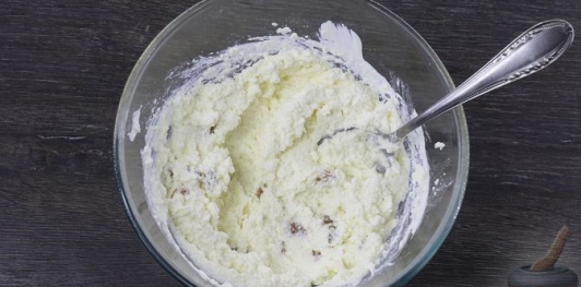 Фото приготовления рецепта: Творожные блины-пирожки со сладкой творожной начинкой - шаг №15