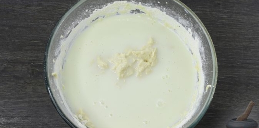 Фото приготовления рецепта: Творожные блины-пирожки со сладкой творожной начинкой - шаг №12