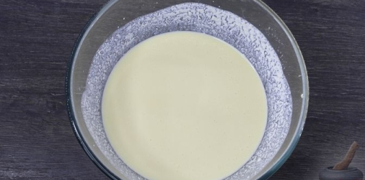 Фото приготовления рецепта: Творожные блины-пирожки со сладкой творожной начинкой - шаг №6