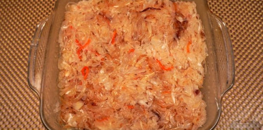 Фото приготовления рецепта: Запечённый картофель с квашеной капустой - шаг №14