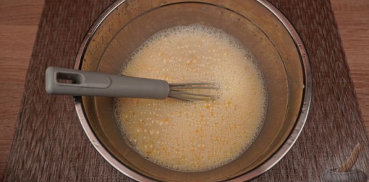 Фото приготовления рецепта: Жемловка с яблоками - шаг №13