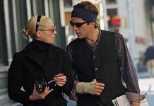 Любимый аксессуар жены Кеннеди-младшего оказался опасным для здоровья