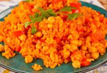 Булгур с нутом и сладким перцем