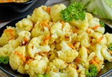 Цветная капуста, тушенная с морковью и луком