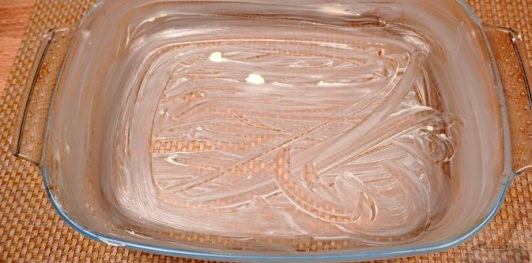 Фото приготовления рецепта: Десертный пирог "Трилече" - шаг №2