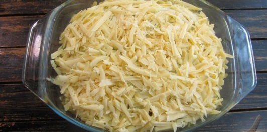 Фото приготовления рецепта: Картофельная запеканка с курицей - шаг №15