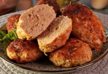 Котлеты из фарша с картошкой