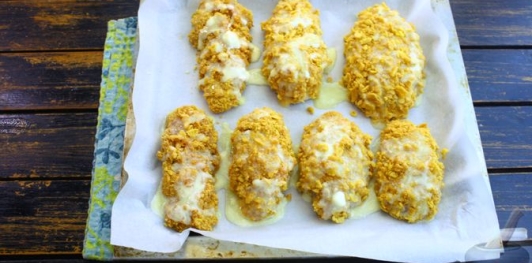 Фото приготовления рецепта: Куриные наггетсы в духовке - шаг №18