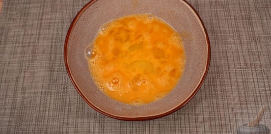 Фото приготовления рецепта: Куриные ножки в сырной панировке - шаг №3