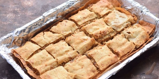 Фото приготовления рецепта: Ленивая пахлава из лаваша - шаг №8