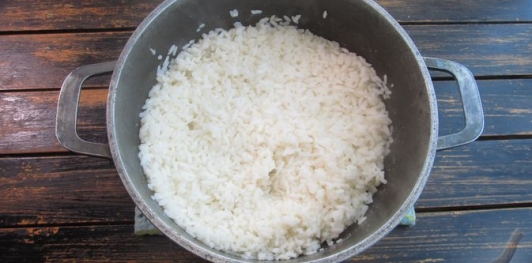 Фото приготовления рецепта: Ленивые суши - шаг №4