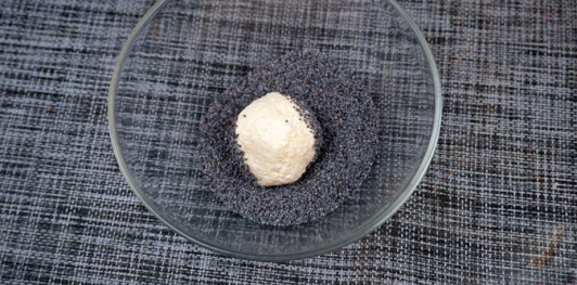 Фото приготовления рецепта: Локма  (творожные пончики) - шаг №10