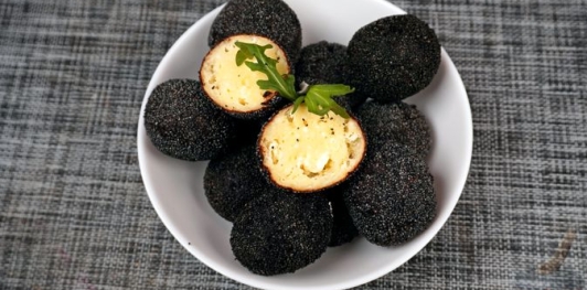 Фото приготовления рецепта: Локма  (творожные пончики) - шаг №15