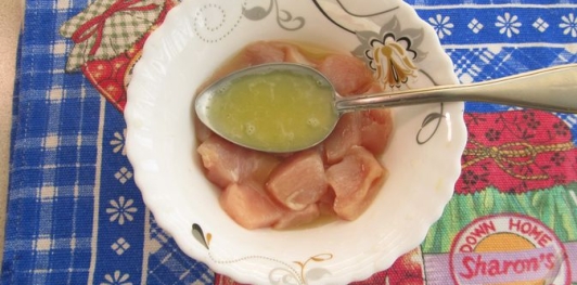 Фото приготовления рецепта: Мясной шар "Сюрприз" с грибами - шаг №3