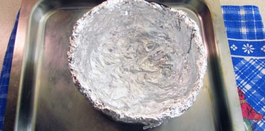 Фото приготовления рецепта: Мясной шар "Сюрприз" с грибами - шаг №27