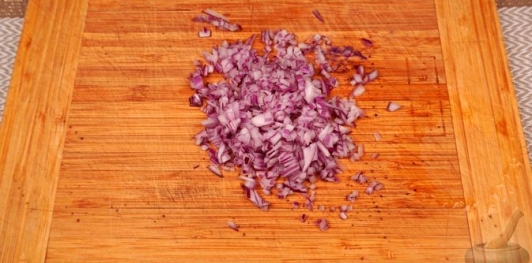 Фото приготовления рецепта: Намазка из яиц и черемши - шаг №4