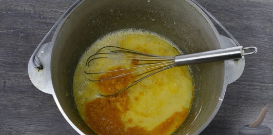 Фото приготовления рецепта: Пасхальные куличи "Ночная паска" - шаг №8