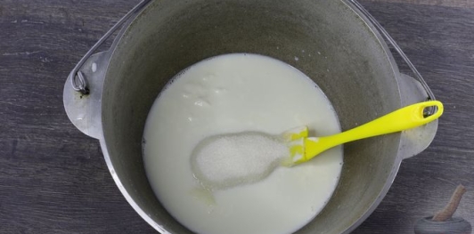 Фото приготовления рецепта: Пасхальные куличи "Ночная паска" - шаг №4