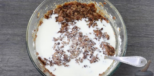 Фото приготовления рецепта: Печеночно-мясной торт - шаг №12