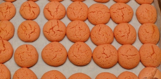 Фото приготовления рецепта: Песочное печенье на сухом киселе - шаг №11