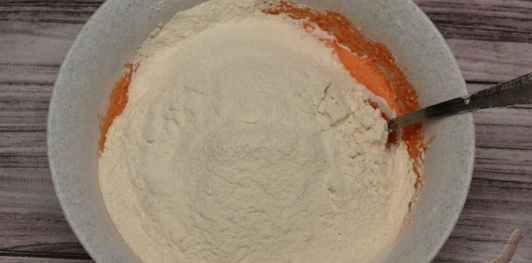 Фото приготовления рецепта: Песочное печенье на сухом киселе - шаг №7