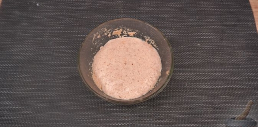 Фото приготовления рецепта: Польские картофельные оладьи - шаг №3