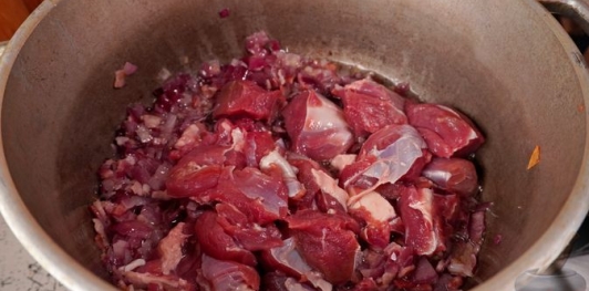 Фото приготовления рецепта: Рагу с бараниной и фасолью - шаг №8