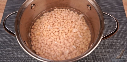 Фото приготовления рецепта: Рагу с бараниной и фасолью - шаг №2