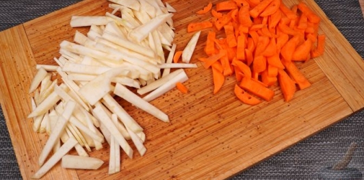 Фото приготовления рецепта: Рагу с бараниной и фасолью - шаг №9