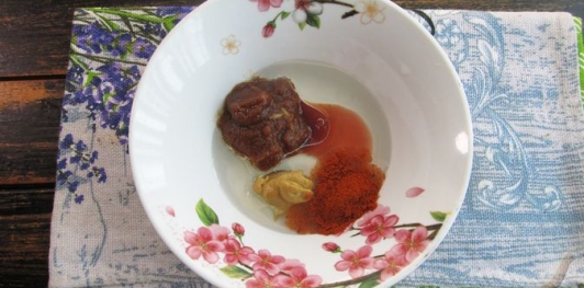 Фото приготовления рецепта: Рулетики из свинины, с картофелем и перцем - шаг №21