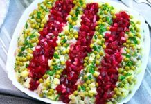 Салат с маринованной свёклой, картошкой, сельдью и луком