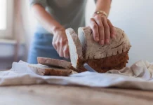 Стало известно, что будет с телом, если не есть хлеб в течение 14 дней
