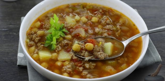 Фото приготовления рецепта: Суп с фаршем и нутом - шаг №20