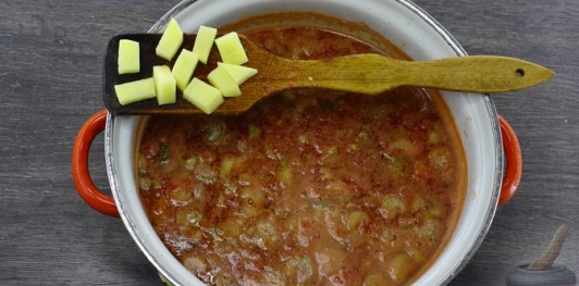 Фото приготовления рецепта: Суп с фаршем и нутом - шаг №13