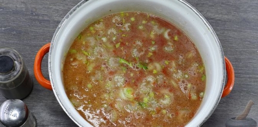 Фото приготовления рецепта: Суп с фаршем и нутом - шаг №11