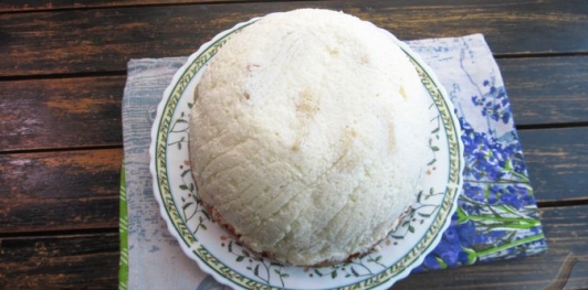 Фото приготовления рецепта: Торт "Сметанник" на сгущённом молоке - шаг №33