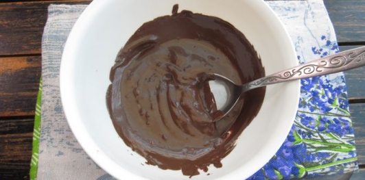 Фото приготовления рецепта: Торт "Сметанник" на сгущённом молоке - шаг №35