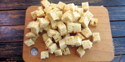 Фото приготовления рецепта: Торт "Сметанник" на сгущённом молоке - шаг №24