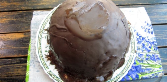 Фото приготовления рецепта: Торт "Сметанник" на сгущённом молоке - шаг №38