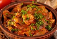 Вешенки в томатном соусе