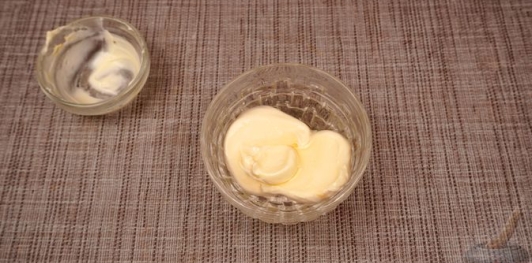 Фото приготовления рецепта: Заливные фаршированные яйца - шаг №14