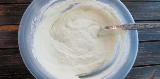 Фото приготовления рецепта: Жареные ленивые пирожки с капустой - шаг №10