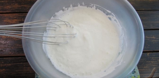 Фото приготовления рецепта: Жареные ленивые пирожки с капустой - шаг №8