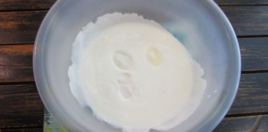 Фото приготовления рецепта: Жареные ленивые пирожки с капустой - шаг №7