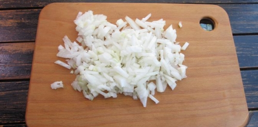 Фото приготовления рецепта: Жареные ленивые пирожки с капустой - шаг №2